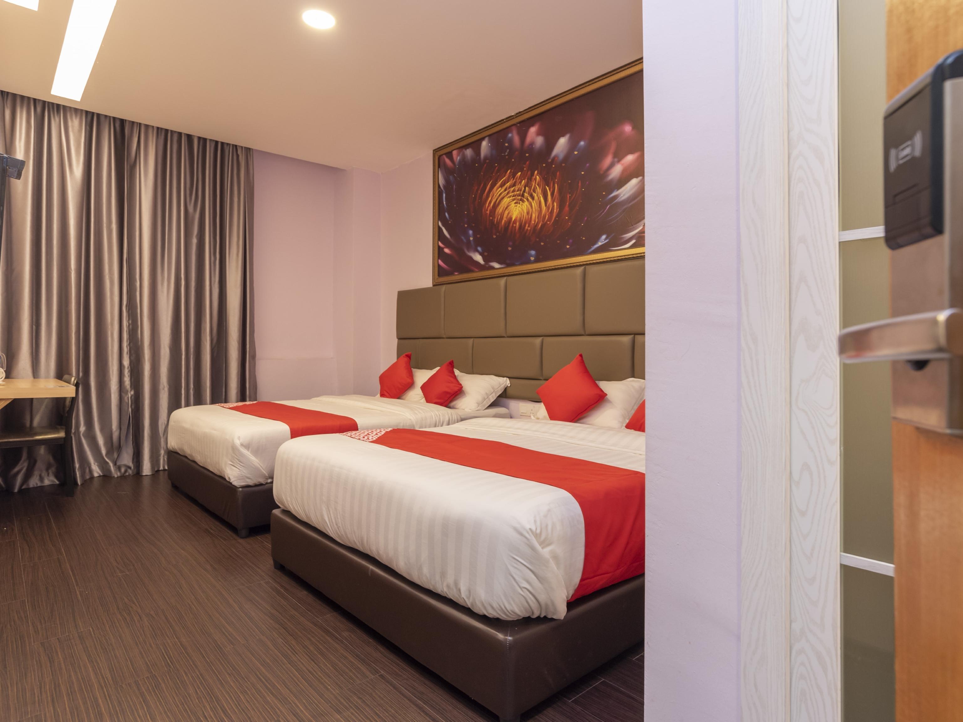 Zenz Hotel Kulai Exterior photo